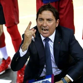 Xavi Pascual dirigiendo al Barcelona de balonmano Xavi Pascual dirigiendo al Barcelona de balonmano