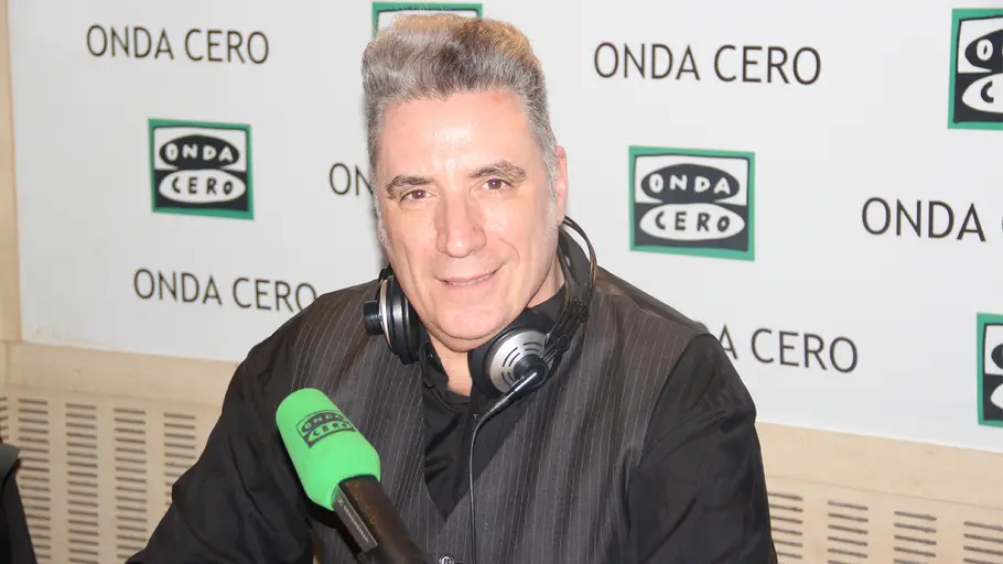 Loquillo en Onda Cero Loquillo durante una entrevista en Onda Cero