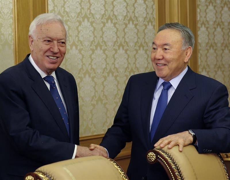 Margallo destaca la importancia de Kazajistán como plataforma para extender las inversiones por Asia Central Margallo destaca la importancia de Kazajistán como plataforma para extender las inversiones por Asia Central