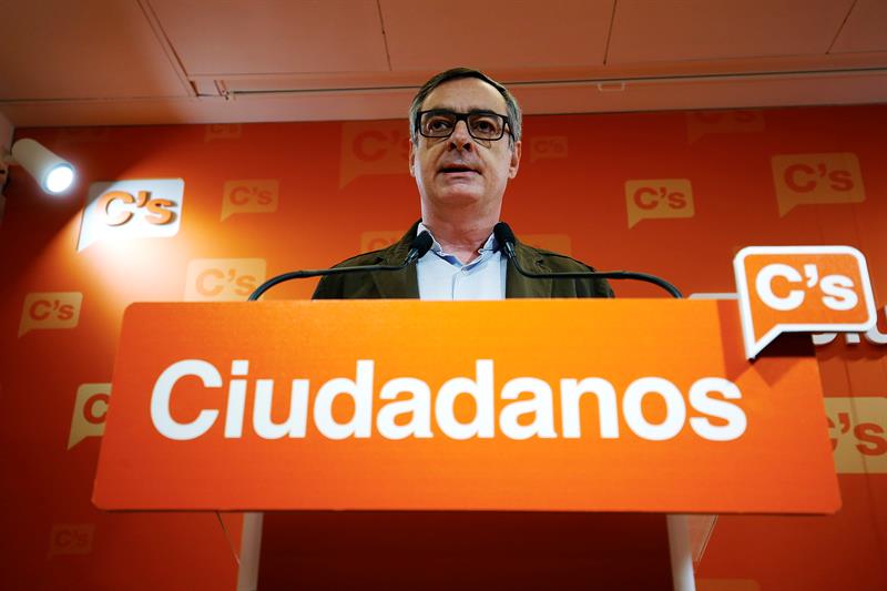 José Manuel Villegas: "No es negociable que votemos a favor de la investidura de Rajoy" José Manuel Villegas: "No es negociable que votemos a favor de la investidura de Rajoy"