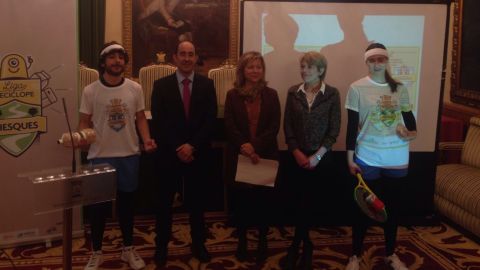 Presentaci&oacute;n de la campa&ntilde;a 'rec&iacute;clope'