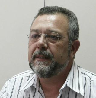 Antonio del Campo: "ADIF y FOMENTO están sopesando que el AVE empiece a funcionar en 4 ó 5 meses desde la estación de Beniel u Orihuela" Antonio del Campo: "ADIF y FOMENTO están sopesando que el AVE empiece a funcionar en 4 ó 5 meses desde la estación de Beniel u Orihuela"