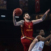 Micov Vladimir con el Galatasaray en el Abdi Ipekci Arena