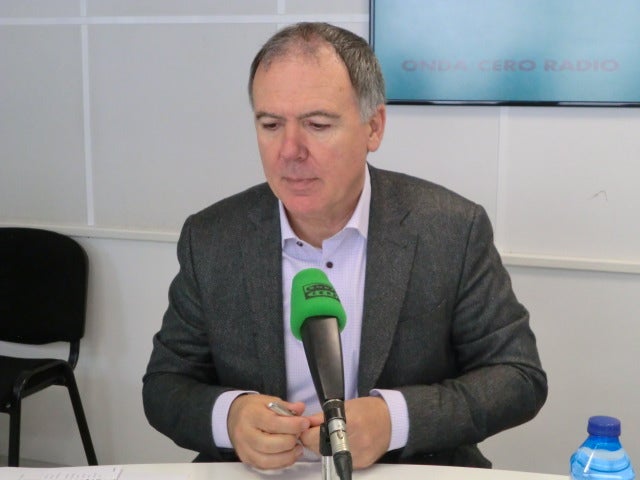 Cantabria en la Onda. Vidal de la Peña pide un Plan de Emergencia Empresarial Cantabria en la Onda. Vidal de la Peña pide un Plan de Emergencia Empresarial