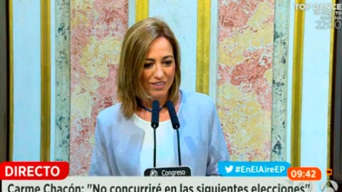 Carme Chac&oacute;n durante una rueda de prensa