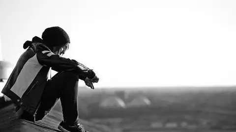 Chico solitario Chico solitario