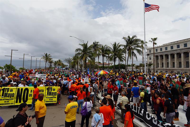 Puerto Rico anuncia el primer impago masivo de deuda de su historia Puerto Rico anuncia el primer impago masivo de deuda de su historia