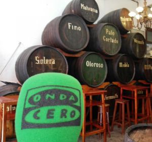Bodegas Mazón Micrófono de Onda Cero Bodegas Mazón Micrófono de Onda Cero