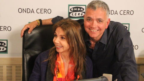 La actriz Victoria Abril durante una entrevista en M&aacute;s de uno con Juan Ram&oacute;n Lucas