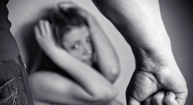 Damos voz a las mujeres víctimas de malos tratos y a su entorno Damos voz a las mujeres víctimas de malos tratos y a su entorno