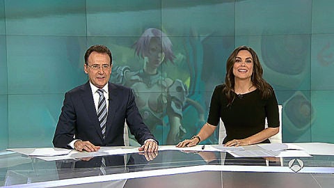 Mat&iacute;as Prats - M&oacute;nica Carrillo- El humor de Mat&iacute;as Prats con el Expomanga 2016 se vuelve viral