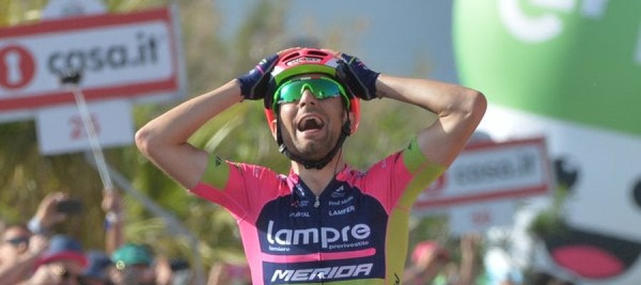 Ulissi celebra la victoria de etapa en el Giro de Italia Ulissi celebra la victoria de etapa en el Giro de Italia