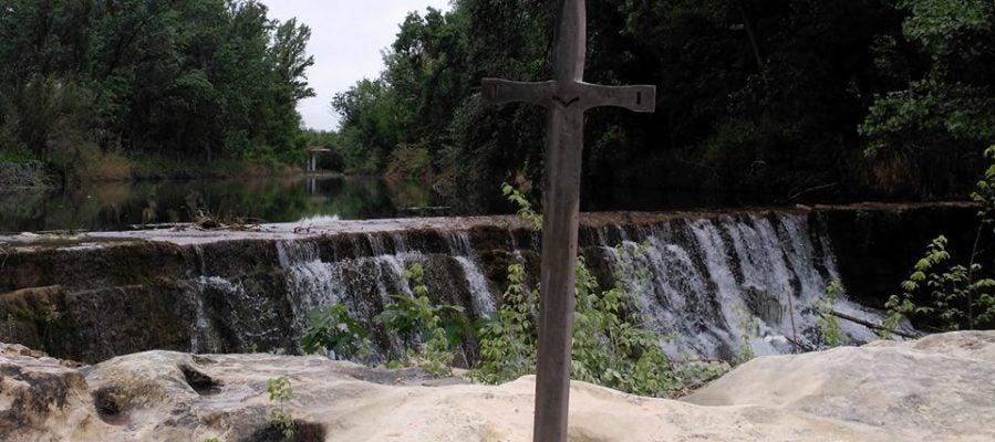La espada clavada en la orilla del río Guadalope La espada clavada en la orilla del río Guadalope