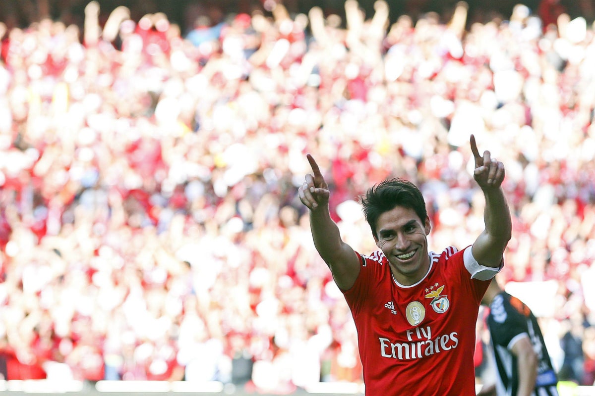 El Atlético de Madrid hace oficial el fichaje de Nico Gaitán El Atlético de Madrid hace oficial el fichaje de Nico Gaitán