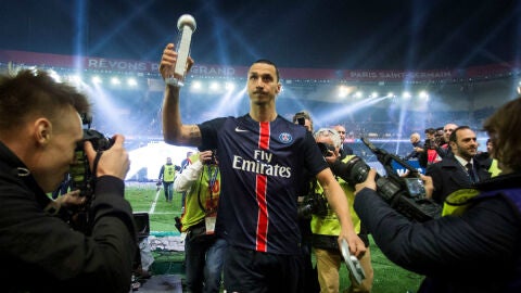Ibrahimovic, en su adi&oacute;s en el Parque de los Pr&iacute;ncipes