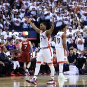 Kyle Lowry celebra la victoria ante Miami Heat Kyle Lowry celebra la victoria ante Miami Heat