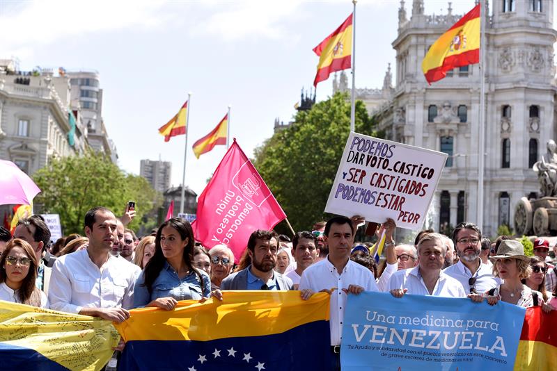 PP, C's y UPyD respaldan en Madrid una marcha contra Maduro PP, C's y UPyD respaldan en Madrid una marcha contra Maduro