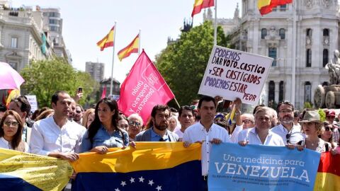 Varios l&iacute;deres pol&iacute;ticos en la marcha contra Maduro en Madrid