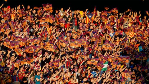 La grada del Bar&ccedil;a en el Calder&oacute;n