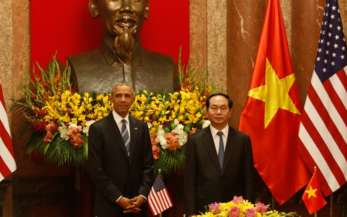 Barack Obama anuncia el levantamiento del embargo militar a Vietnam Barack Obama anuncia el levantamiento del embargo militar a Vietnam