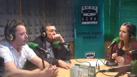 Adrián Rodríguez y Rivas Fontán El periodista Adrián Rodríguez firma una biografía sobre Rivas Fontán, primer alcalde de la democracia de Pontevedra.