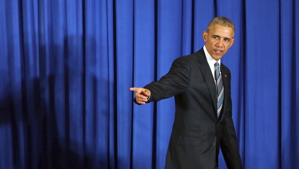 Obama felicita a Hillary Clinton por su "inspiradora" campaña demócrata Obama felicita a Hillary Clinton por su "inspiradora" campaña demócrata