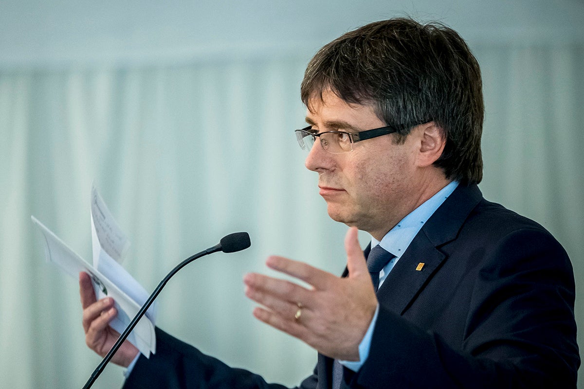 Puigdemont dará por roto el pacto con la CUP cuando se consume el veto a los presupuestos Puigdemont dará por roto el pacto con la CUP cuando se consume el veto a los presupuestos