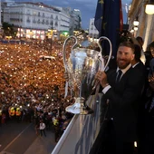 El capitán del Real Madrid Sergio Ramos con la Undécima El capitán del Real Madrid Sergio Ramos con la Undécima