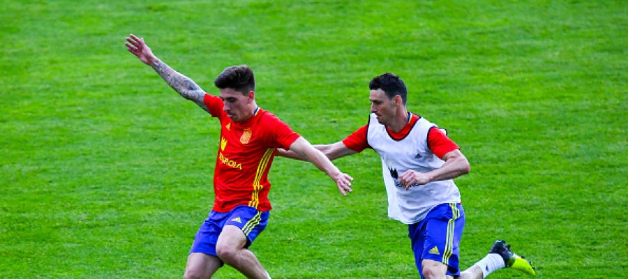 Héctor Bellerín debuta con la selección española Héctor Bellerín debuta con la selección española