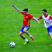 Héctor Bellerín debuta con la selección española