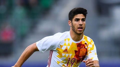 Marco Asensio en su primer partido con la Roja