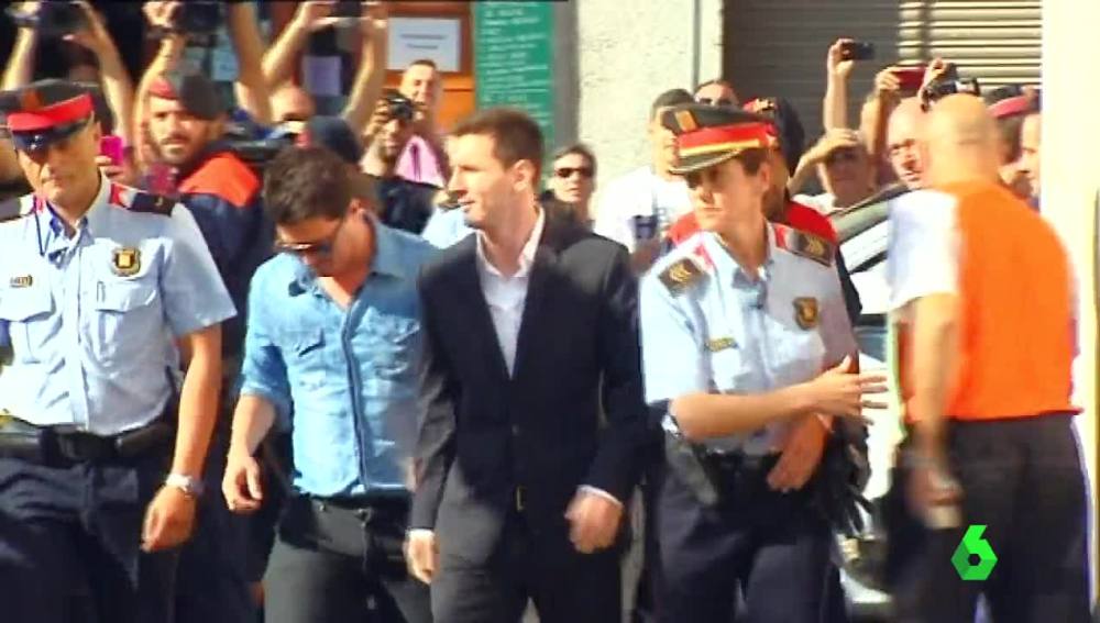 Messi, compareciendo ante la Justicia española