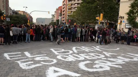 Concentración de los okupas en defensa del 'banco expropiado' Concentración de los okupas en defensa del 'banco expropiado'