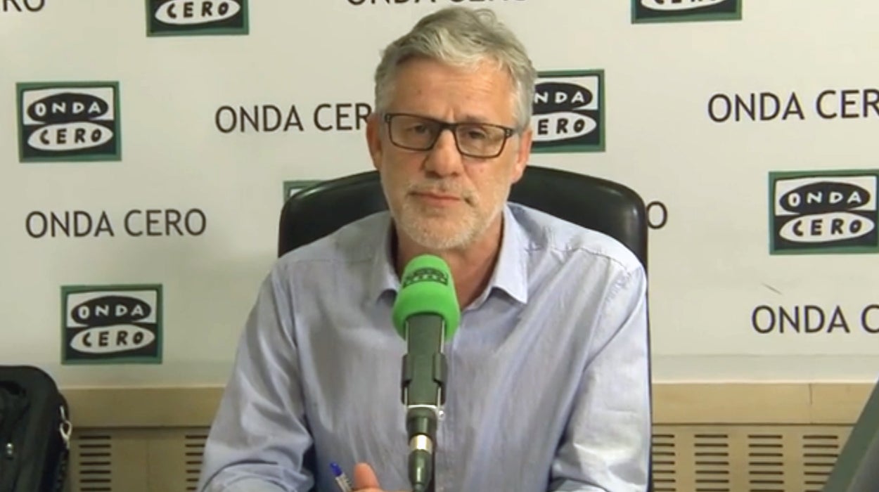 El análisis de La Vuelta con Javier Ares: "Los corredores que han llegado a meta deberían ser repudiados por el público" El análisis de La Vuelta con Javier Ares: "Los corredores que han llegado a meta deberían ser repudiados por el público"