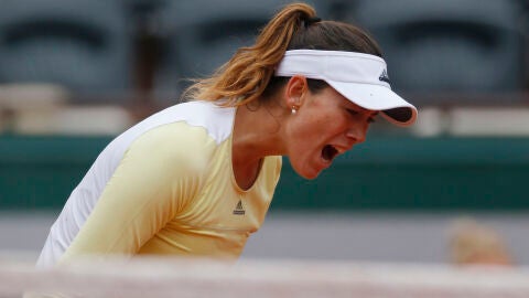 Garbi&ntilde;e Muguruza celebra su &uacute;ltima victoria en Roland Garros
