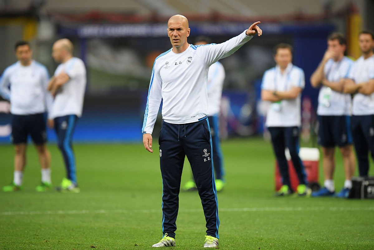 Zidane: "Isco es un jugador del Real Madrid y no se mueve" Zidane: "Isco es un jugador del Real Madrid y no se mueve"