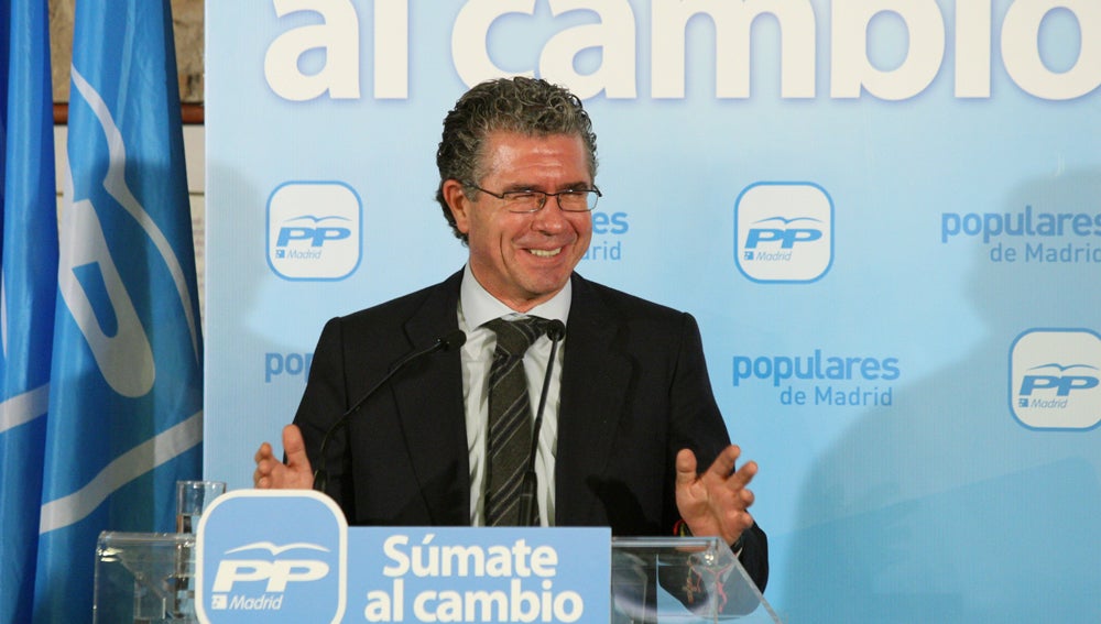 Francisco Granados pide al juez que cite a Aguirre para que diga si él tenía la influencia que le atribuye la UCO Francisco Granados pide al juez que cite a Aguirre para que diga si él tenía la influencia que le atribuye la UCO