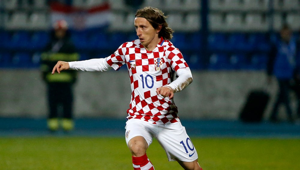 Luka Modric durante un amistoso con Croacia