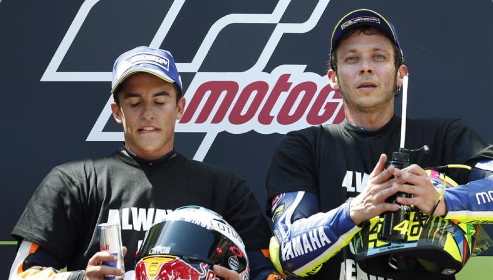 Márquez y Rossi tras el GP de Cataluña