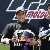 Márquez y Rossi tras el GP de Cataluña