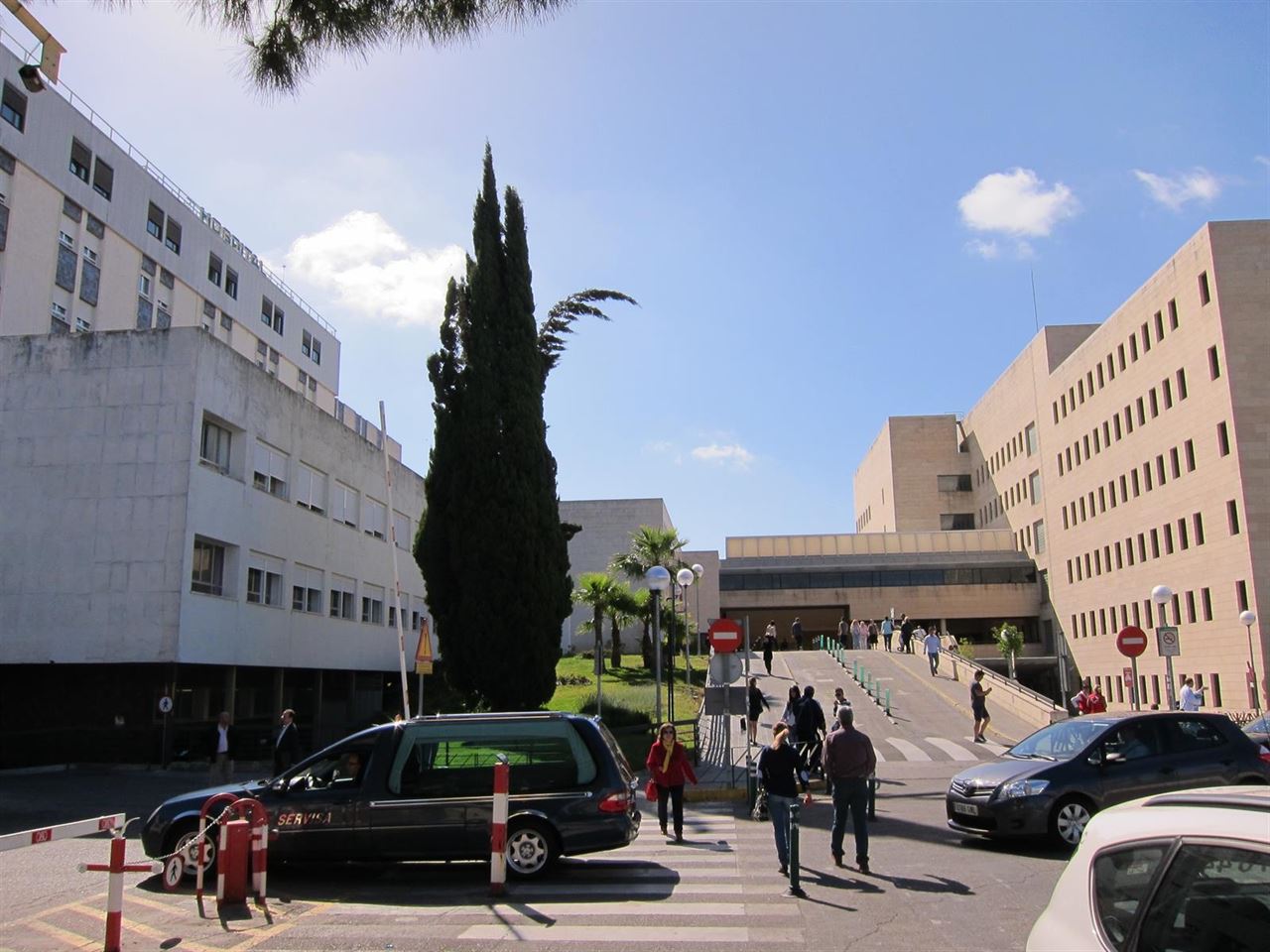 Una mujer sufre la rotura de un ventrículo tras un tratamiento naturista Una mujer sufre la rotura de un ventrículo tras un tratamiento naturista