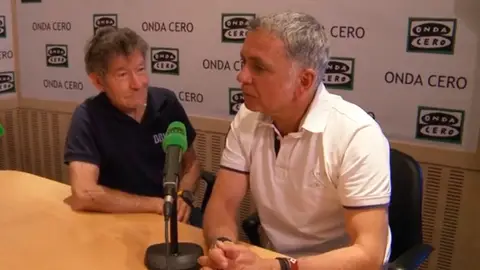 El alpinista Carlos Soria durante una entrevista con Juan Ramón Lucas en Más de uno El alpinista Carlos Soria durante una entrevista con Juan Ramón Lucas en Más de uno