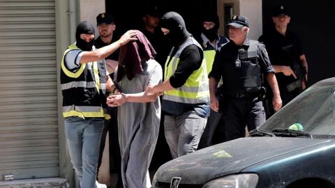 Detenido en Valencia por presunta captaci&oacute;n de yihadistas por Internet