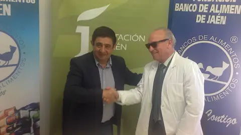 Francisco Reyes y Francisco Luque Presidente de la Diputación Provincial y Presidente del Banco de Alimentos