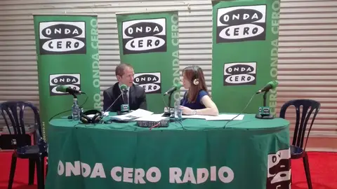 Gente Viajera de Galicia en Silleda Susana Pedreira entrevistando o director da feira Abanca Semana Verde, Ricardo Durán