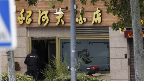 Fachada del restaurante chino donde se atrincher&oacute; el polic&iacute;a en Alcobendas