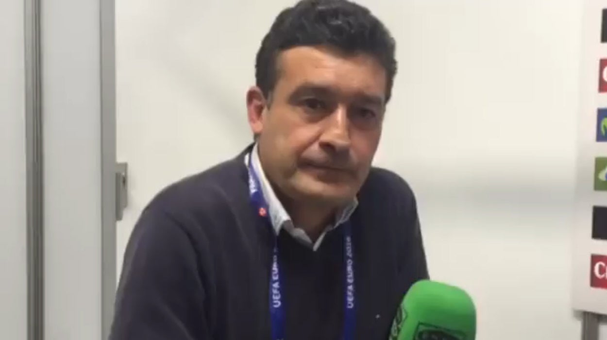 El equipo de Radioestadio muestra su estudio en la concentración de España El equipo de Radioestadio muestra su estudio en la concentración de España