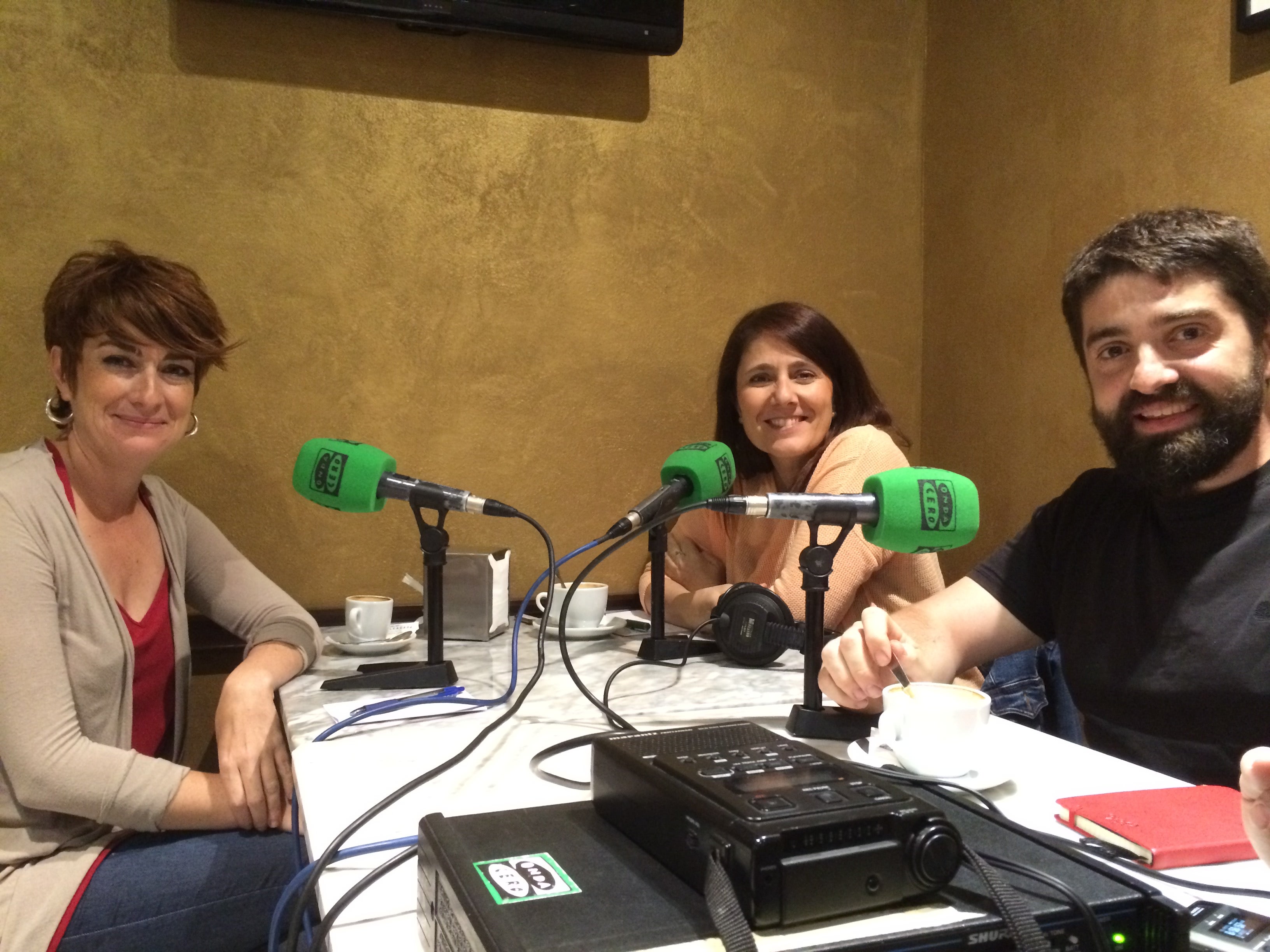 Bakartxo Ruiz: "Si se ha frustrado la coalición a cuatro no ha sido por EH Bildu" Bakartxo Ruiz: "Si se ha frustrado la coalición a cuatro no ha sido por EH Bildu"