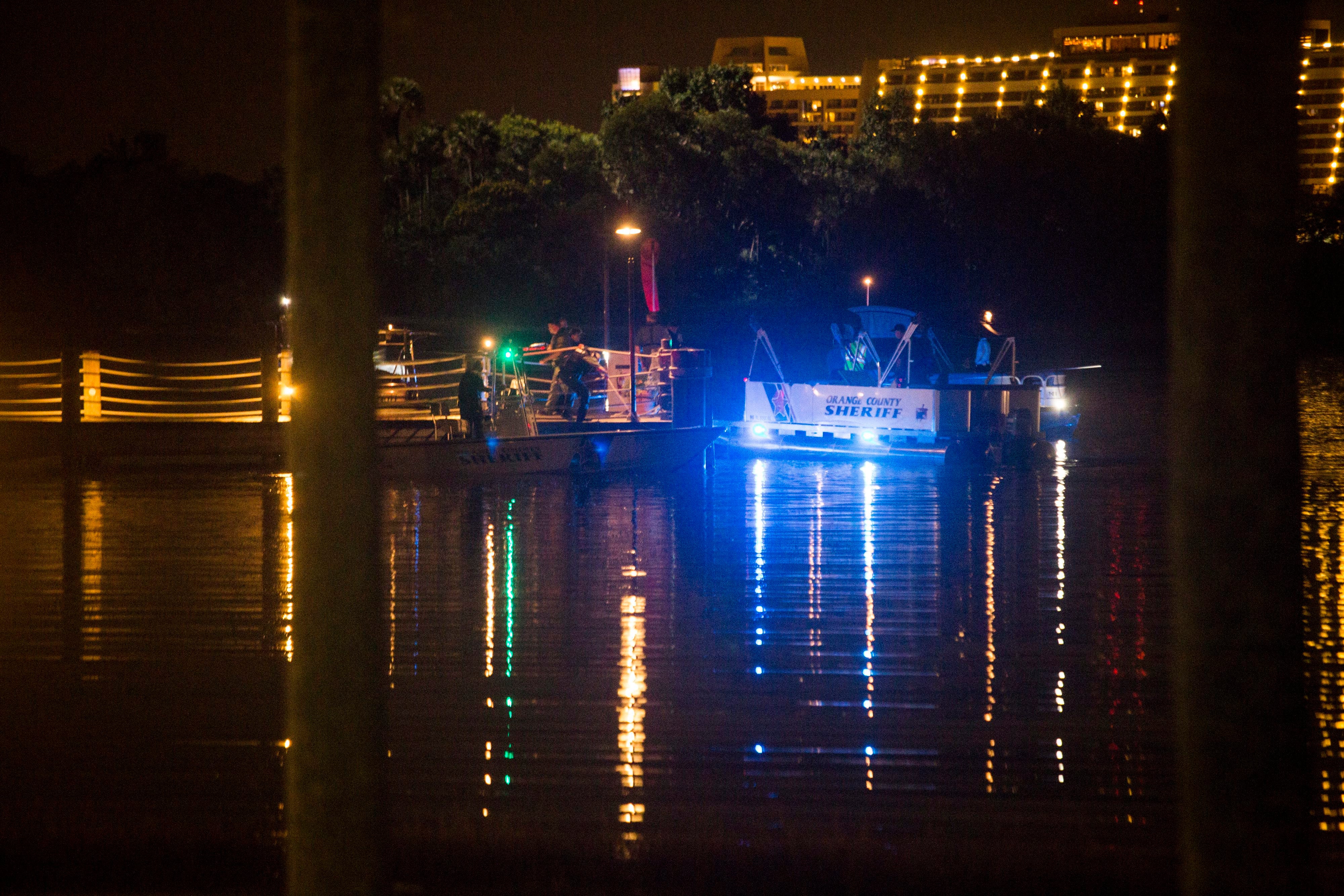 Desaparece un niño arrastrado por un caimán en el lago de un hotel de Disney World Desaparece un niño arrastrado por un caimán en el lago de un hotel de Disney World