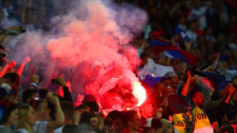 Aficionados rusos durante el partido ante Inglaterra